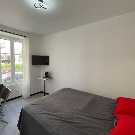 Studio A2 18M2 Cosy 5Minutes Gare Parking Gratuit Rue De La Mure Roanne Luaran gambar