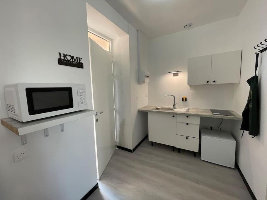 Studio A2 18M2 Cosy 5Minutes Gare Parking Gratuit Rue De La Mure Roanne Luaran gambar